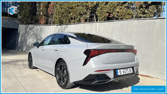 KIA K5 Регистриран.