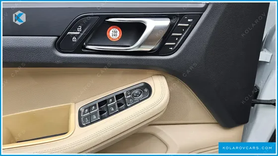 PORSCHE MACAN 2.0