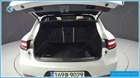 PORSCHE MACAN 2.0
