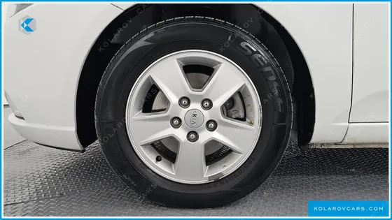 KIA FORTE 1.6 GDI LUXURY