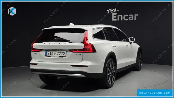 VOLVO V60 B5 ULTIMATE AWD