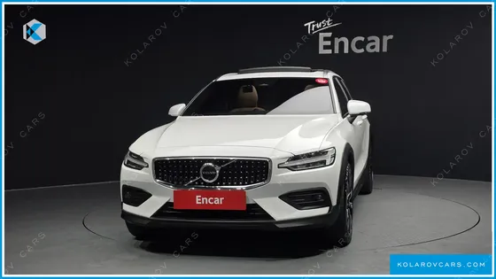 VOLVO V60 B5 ULTIMATE AWD