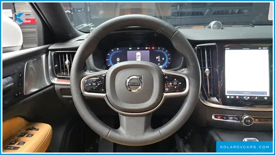 VOLVO V60 B5 ULTIMATE AWD