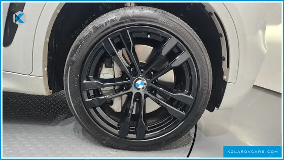 BMW X6 M50D