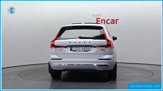 VOLVO XC60 B5 INSCRIPTION