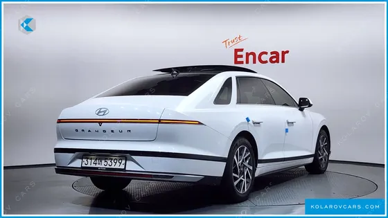 HYUNDAI GRANDEUR 2,5 GASOLINE 2WD