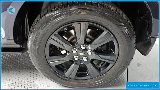 LAND ROVER DISCOVERY 3.0 SDV6 SE