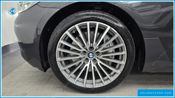 BMW GRAN TURISMO (GT) 640I XDRIVE LUXURY