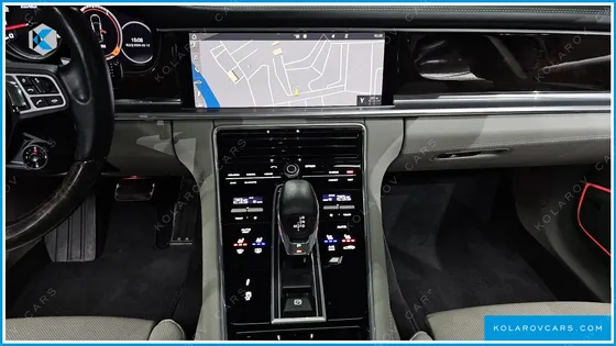 PORSCHE PANAMERA 4.0 TURBO