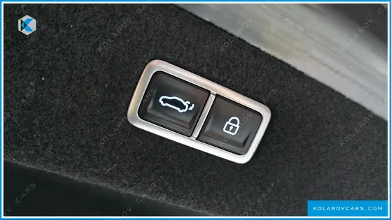 GENESIS G90 GASOLINE 3.5 TURBO AWD