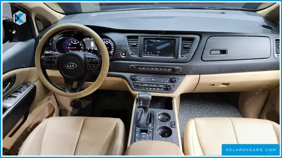 KIA CARNIVAL GASOLINE 9-SEATER HI-LIMOUSINE