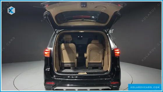 KIA CARNIVAL GASOLINE 9-SEATER HI-LIMOUSINE