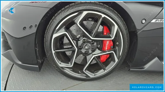MASERATI MC20 3.0 V6