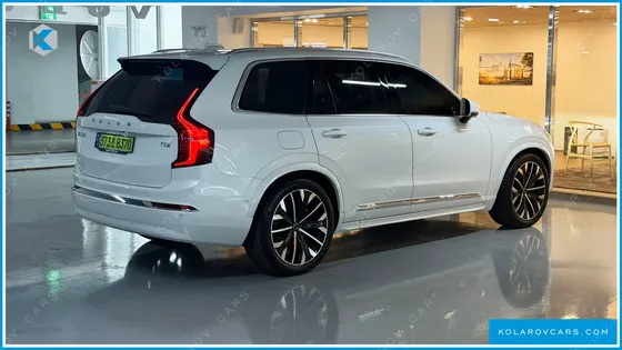 VOLVO XC90 T8 ULTRA BRIGHT HYBRID
