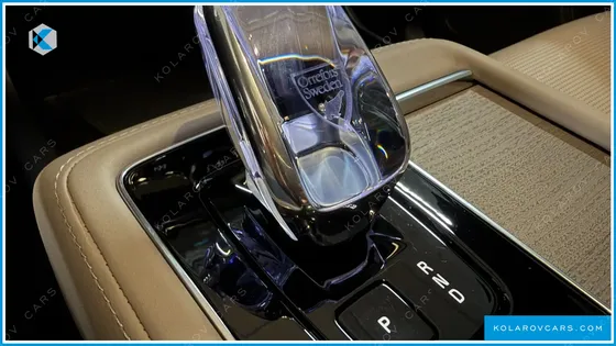 VOLVO XC90 T8 ULTRA BRIGHT HYBRID