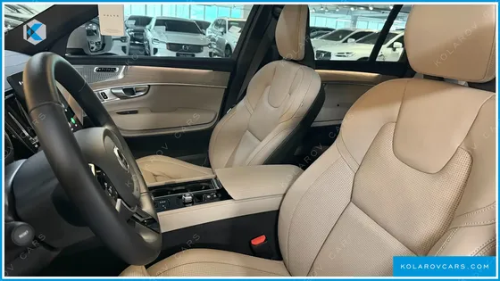VOLVO XC90 T8 ULTRA BRIGHT HYBRID