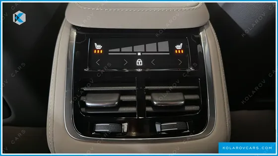 VOLVO XC90 T8 ULTRA BRIGHT HYBRID