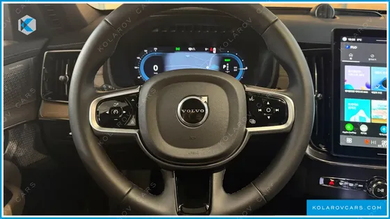 VOLVO XC90 T8 ULTRA BRIGHT HYBRID