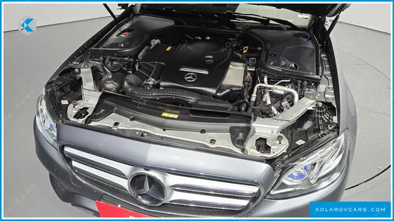 MERCEDES E-CLASS E300 4MATIC AVNATGARDE
