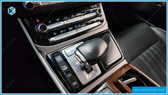 GENESIS EQ900 5.0 GDI AWD