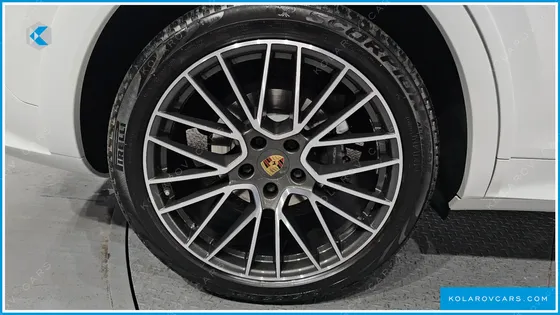 PORSCHE CAYENNE 3.0 COUPE