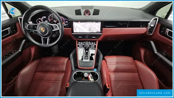 PORSCHE CAYENNE 3.0 COUPE