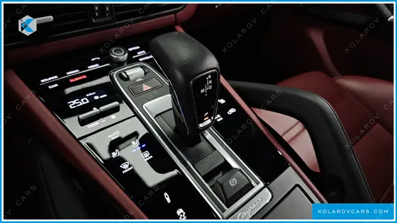 PORSCHE CAYENNE 3.0 COUPE