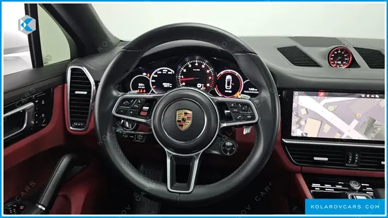 PORSCHE CAYENNE 3.0 COUPE