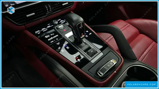 PORSCHE CAYENNE 3.0 COUPE