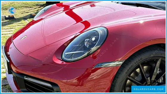 PORSCHE 911 CARRERA 4 CABRIOLET