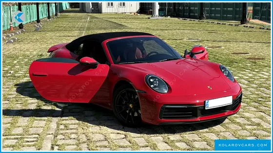 PORSCHE 911 CARRERA 4 CABRIOLET