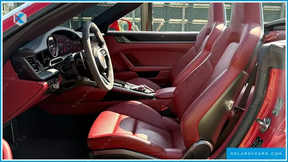 PORSCHE 911 CARRERA 4 CABRIOLET