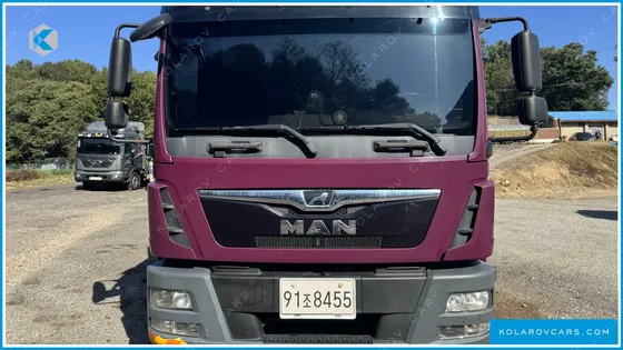 MAN TRUCK CARGO TRUCK 6X2