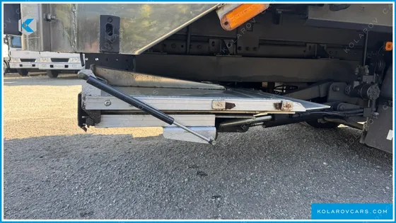 MAN TRUCK CARGO TRUCK 6X2