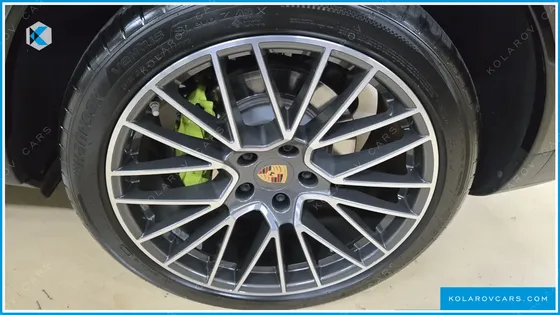 PORSCHE CAYENNE 3.0 E-HYBRID COUPE