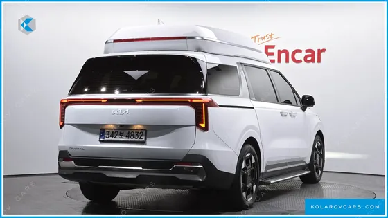 KIA CARNIVAL GASOLINE 9-SEATER HI LIMOUSINE