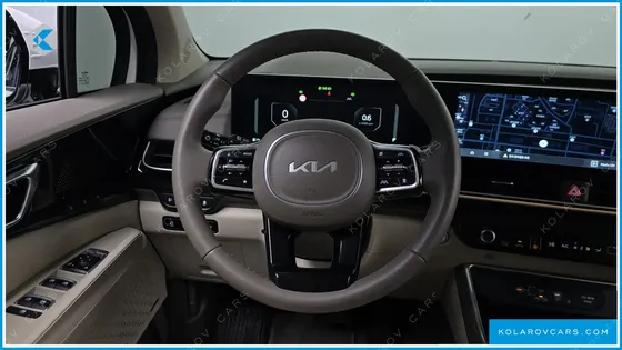 KIA CARNIVAL GASOLINE 9-SEATER HI LIMOUSINE