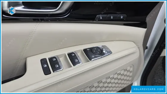 KIA CARNIVAL HEV 9SEATER SIGNATURE