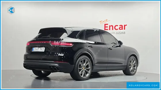 PORSCHE CAYENNE 3.0 PLATINUM EDITION