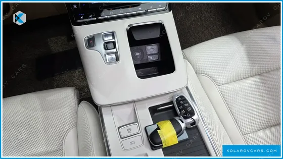 HYUNDAI GRANDEUR 3.3