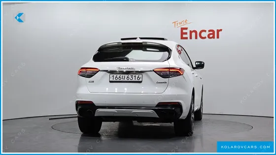 MASERATI LEVANTE 3.8 GTS AWD