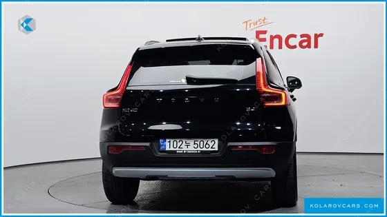 VOLVO XC40 B4 INSCRIPTION