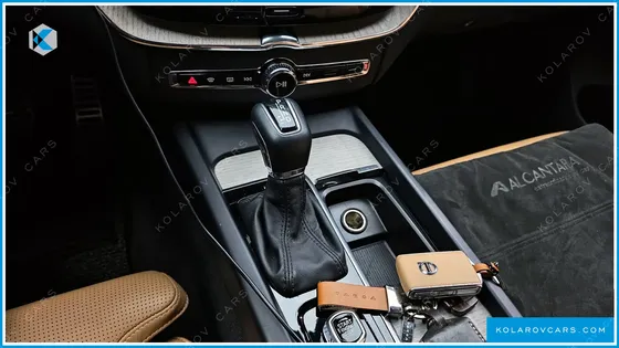 VOLVO XC60 T6 INSCRIPTION