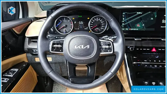 KIA CARNIVAL 9-SEATER NOBLESSE