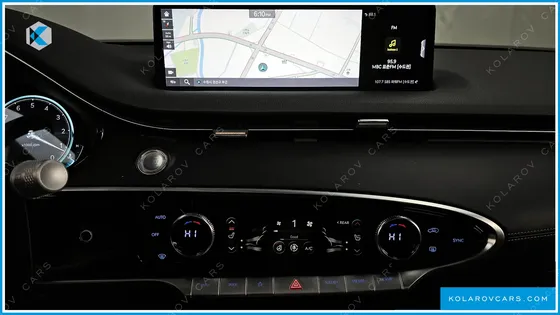 GENESIS GV70 2.5T GASOLINE 2WD