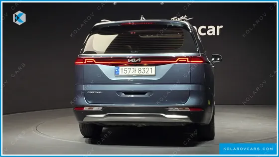 KIA CARNIVAL 9-SEATER SIGNATURE