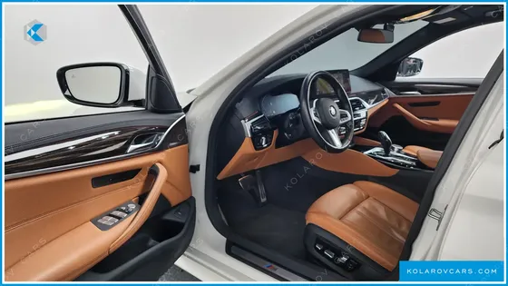 BMW 5 SERIES 520I M SPORT