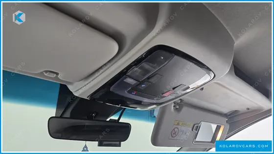 HYUNDAI STARIA CARGO 5-SEATER