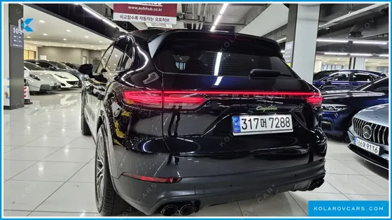 PORSCHE CAYENNE 3.0 E-HYBRID PLATINUM EDITION