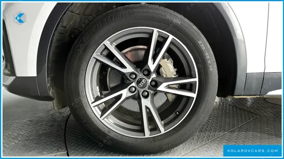 AUDI Q5 45 TFSI QUATTRO